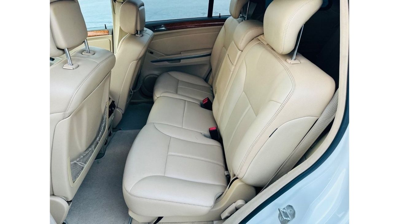 مرسيدس بنز GL 450 موديل 2008 خليجي فل مواصفات حاله ممتازه من الداخل والخارج