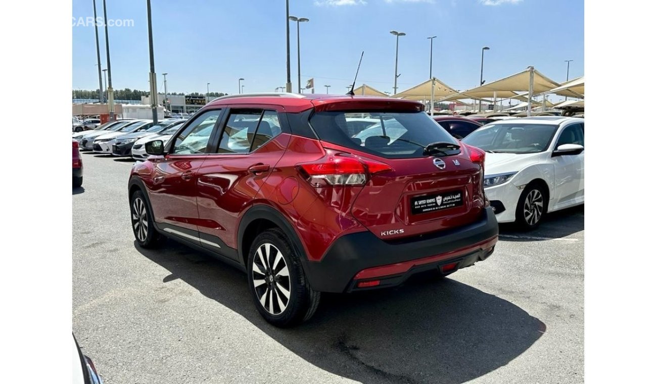 Nissan Kicks NISSAN KICKS - 2018 - SV - MID OPTION - GCC - ACCIDENTS FREE - PERFECT CONDITION INSIDE OUT