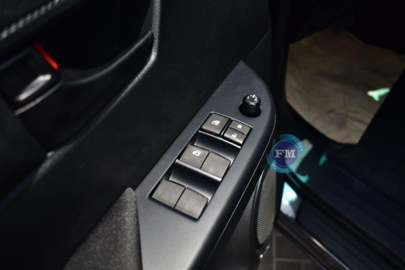 تويوتا هيلوكس Double Cab Pickup DLX-G 2.4L Diesel 4WD Automatic