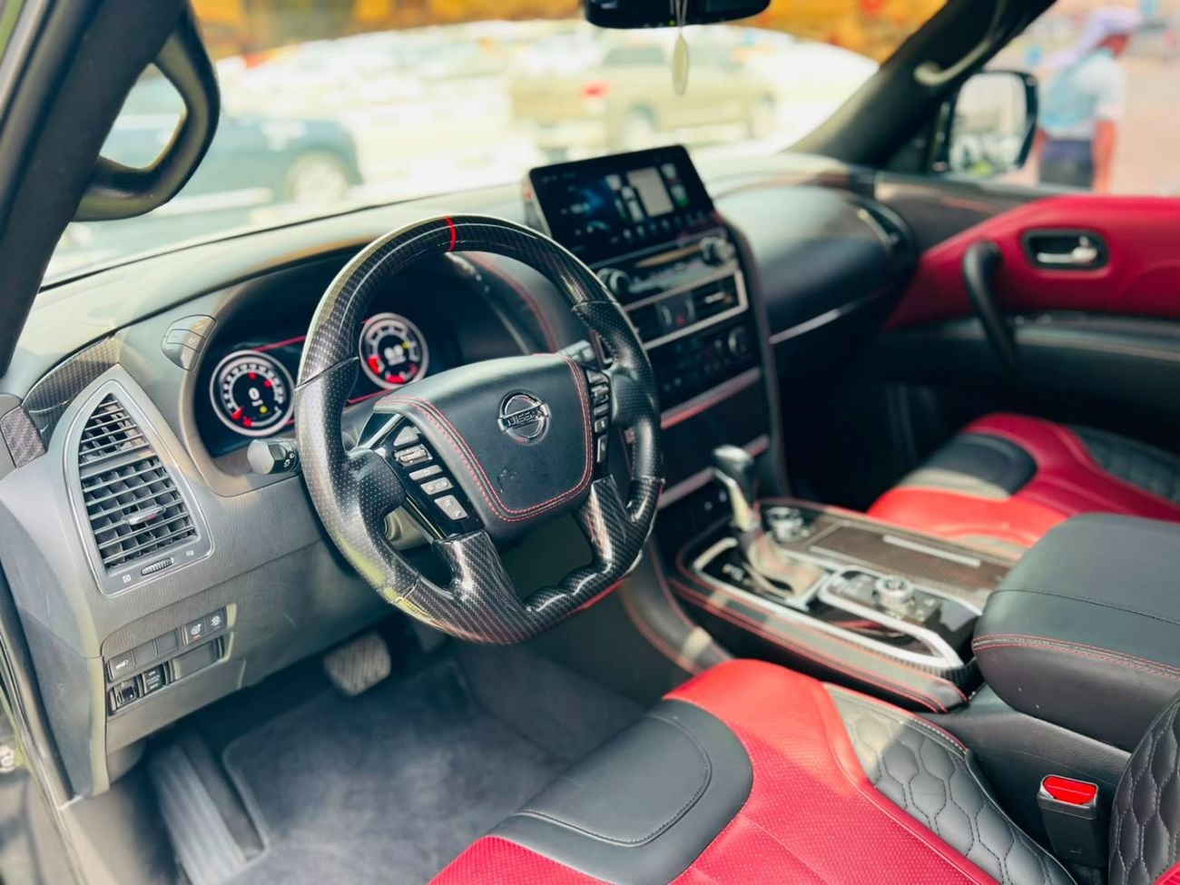 Nissan Armada SL (NON GCC) .ENGINE 5.6L/V8.