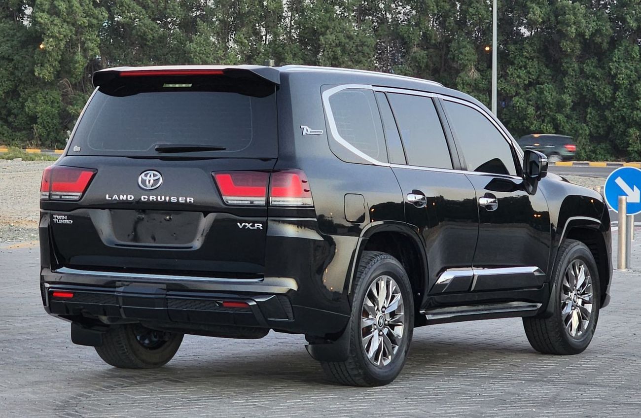 تويوتا لاند كروزر V8 VX.R 5.7 upgrade 2024