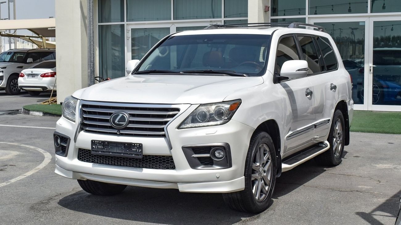 Lexus LX 570 S