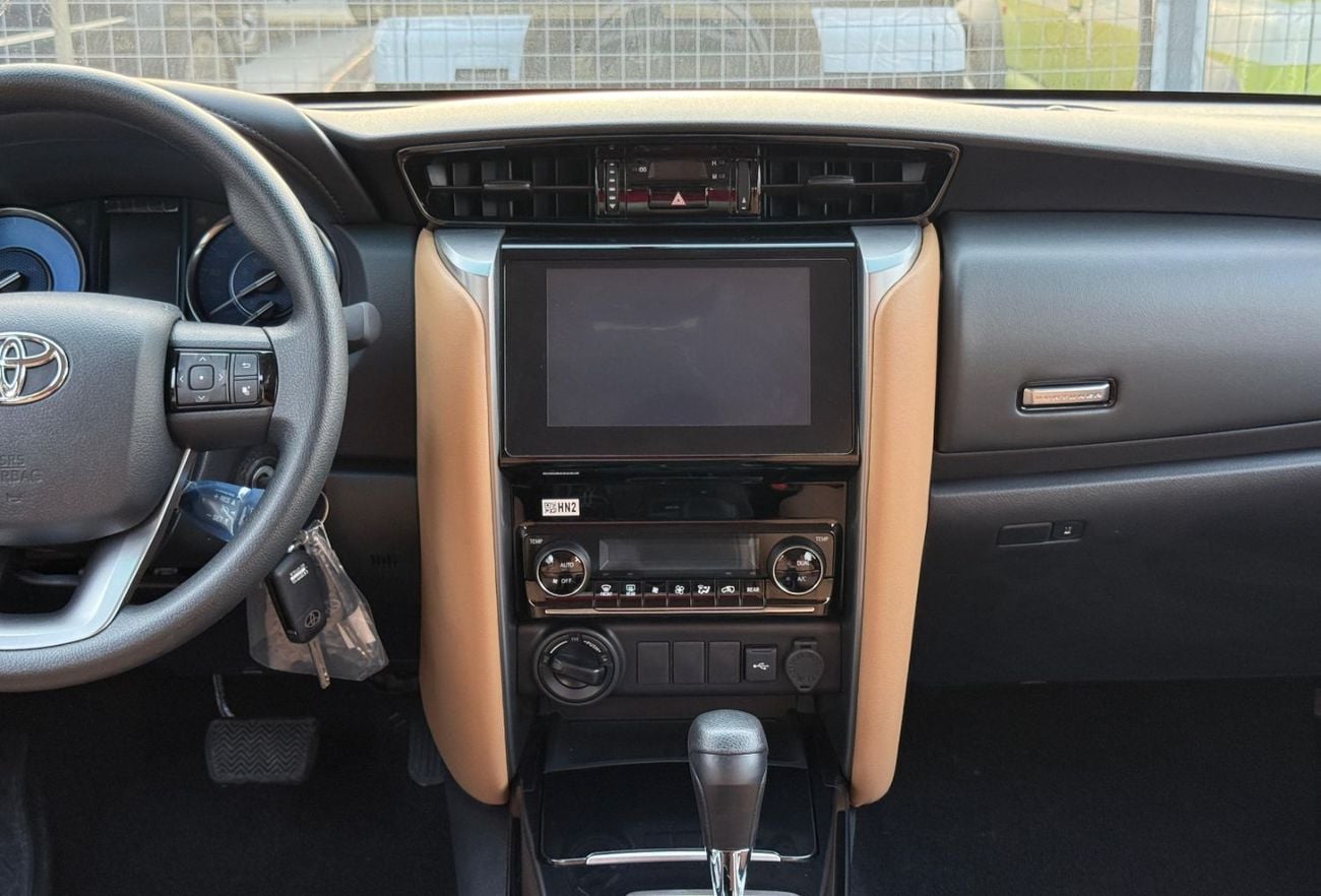 Toyota Fortuner SR5