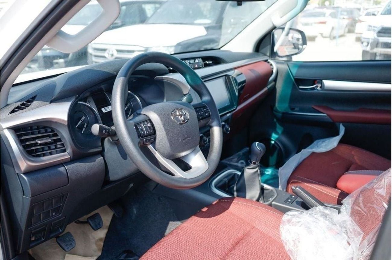 Toyota Hilux TOYOTA HILUX 2.7 MT FULL OPTION WITHOUT PUSH START WHITE 2025