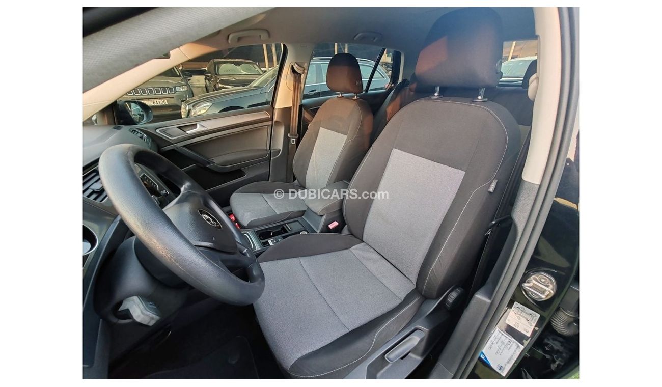 فولكس واجن جولف Warranty one year