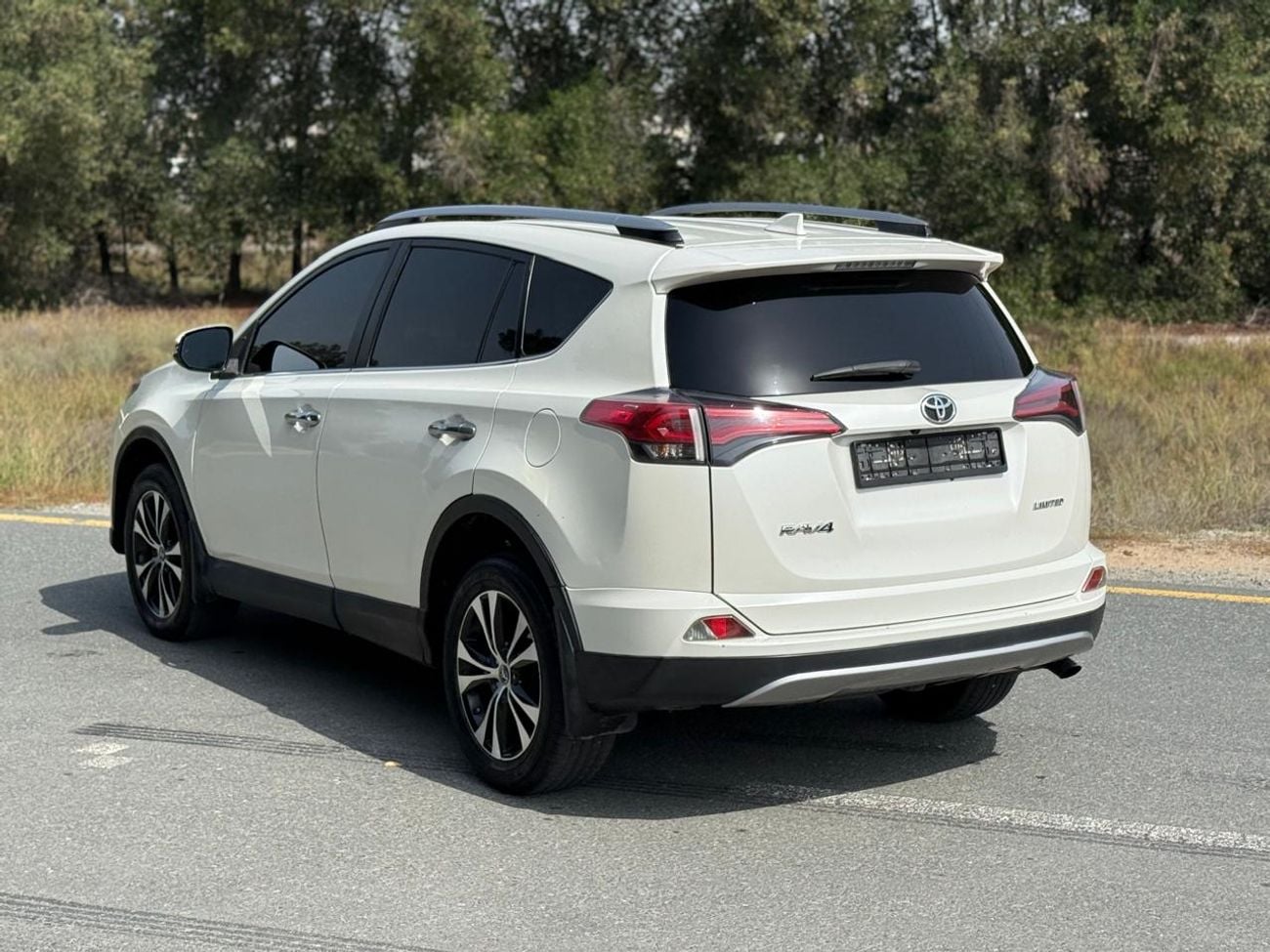 تويوتا راف ٤ Limited 2.5L