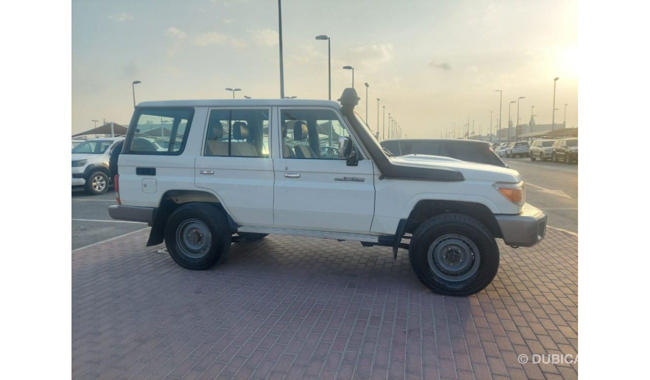 Toyota Land Cruiser Hard Top 76 4.2L DIESEL ( 1HZ) MANUAL TRANSMISSION