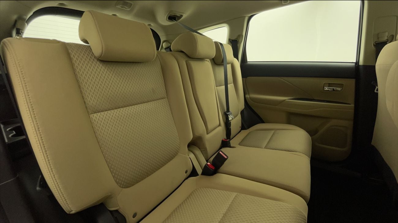 ميتسوبيشي آوتلاندر GLX HIGHLINE 2.4 | بدون دفعة مقدمة | اختبار القيادة في المنزل