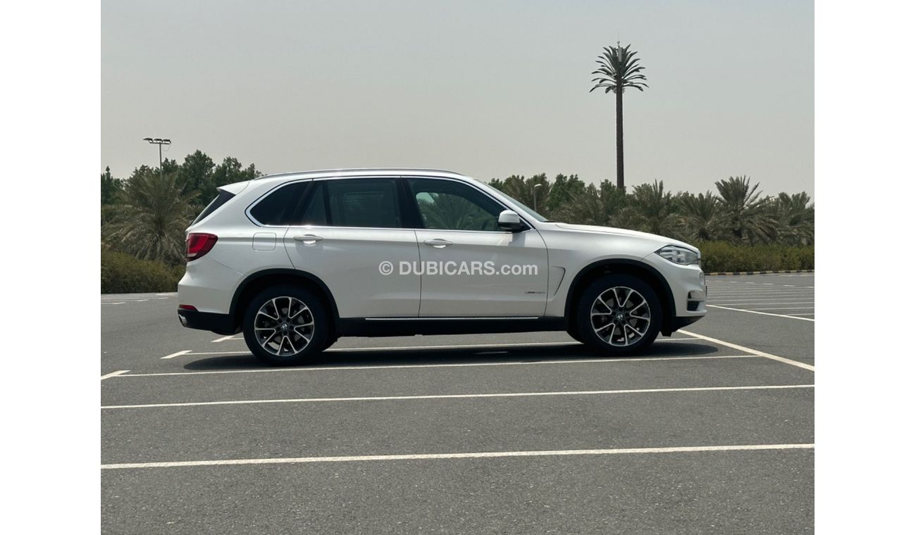 BMW X5 35i Exclusive MODEL 2015 GCC CAR PREFECT CONDITION INSIDE AND OUTSIDE FULL OPTION PANORAMIC ROOF LEA