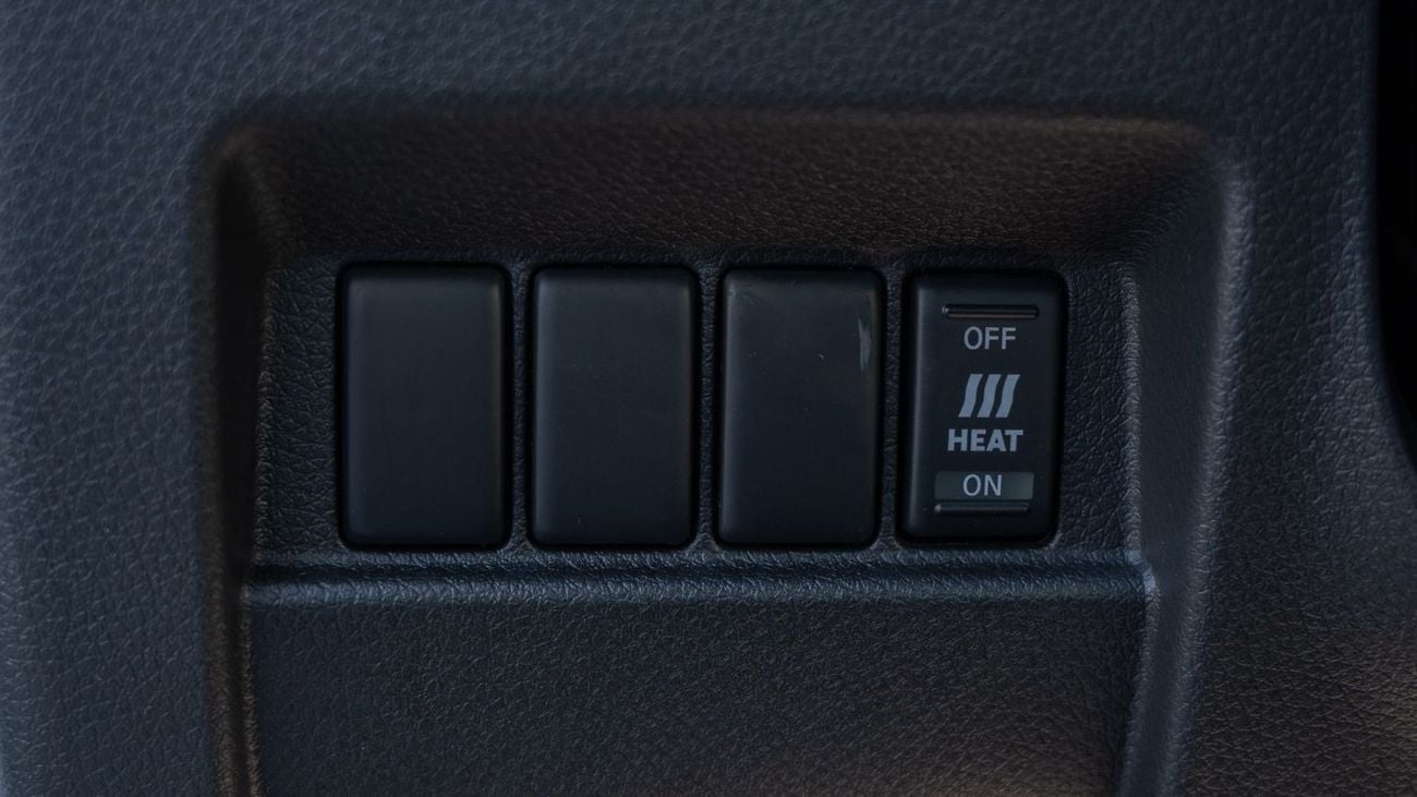 Nissan Urvan 2026 Nissan Urvan 2.5L MT Diesel 16 Seater Highroof Wide body EX