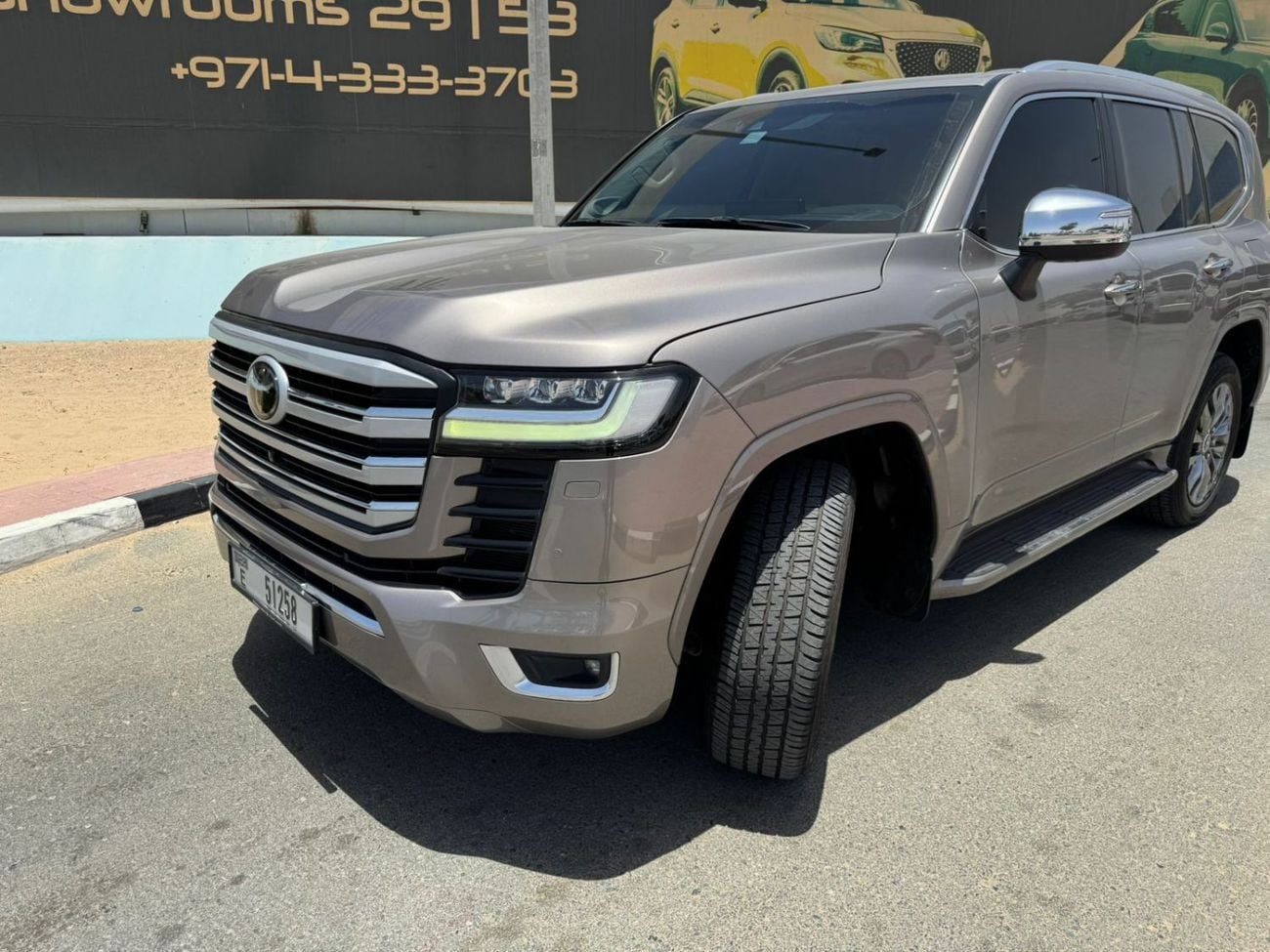 تويوتا لاند كروزر VXR