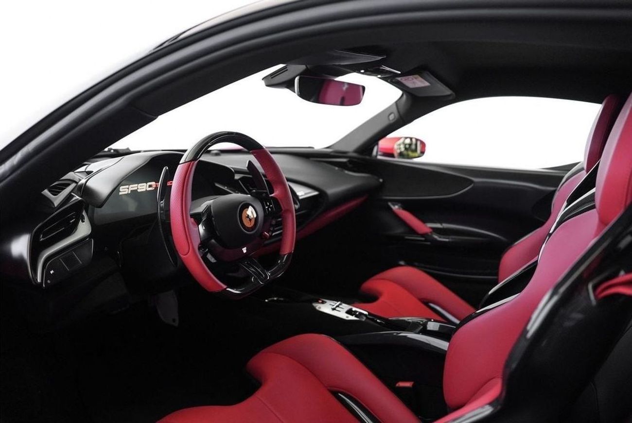 Ferrari SF90 Stradale Ferrari SF90 Stradale Assetto Fiorano