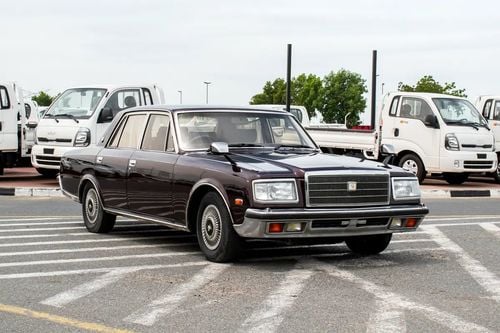 Toyota Century JAPAN IMPOTERD - ONLY 53,000 KM