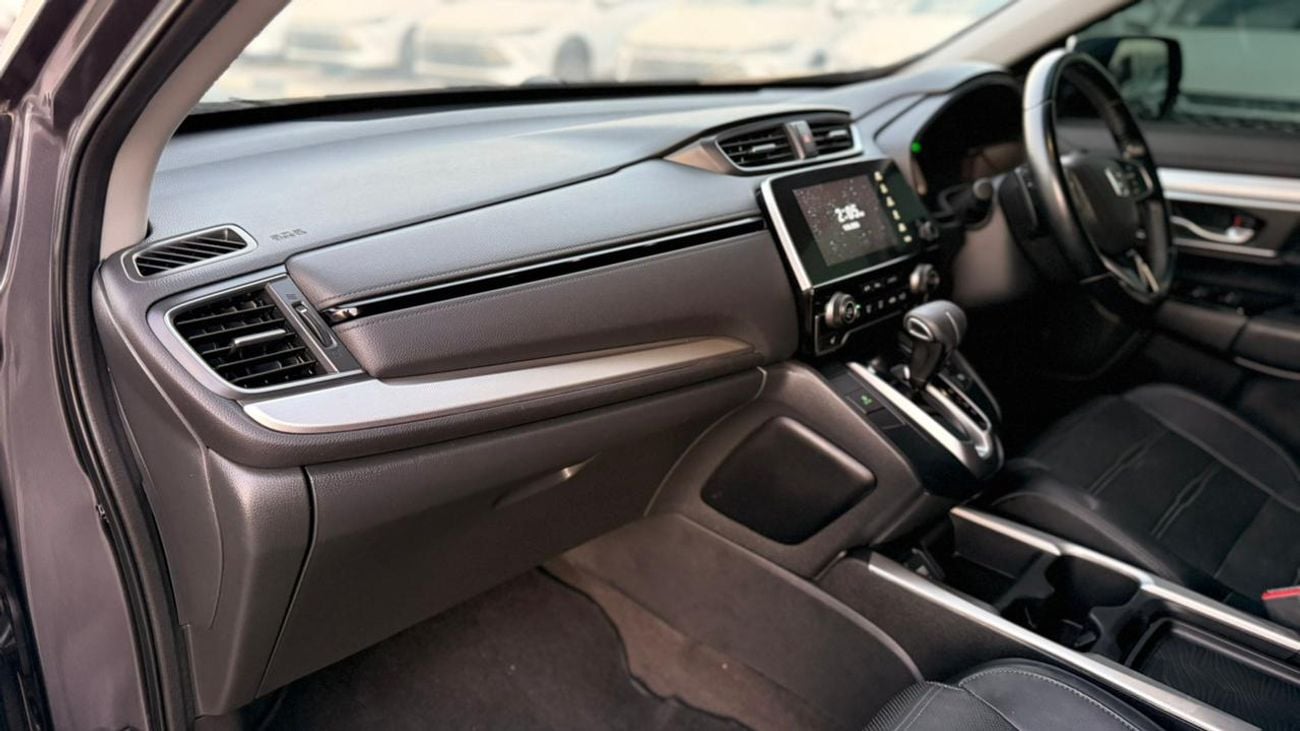 Honda CR-V 2018 | 1.5L PETROL | AT | RHD | PUSH START ENGINE | ELECTRIC SEAT |  POWER BACK DOOR