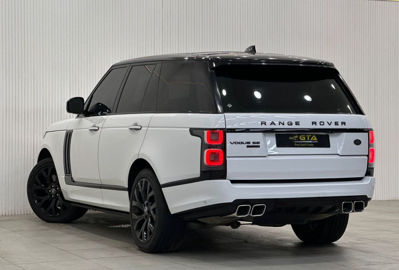 Land Rover Range Rover 2018 Range Rover Vogue SE Supercharged Black Edition, Warranty, Full Range Rover Service History, Fu