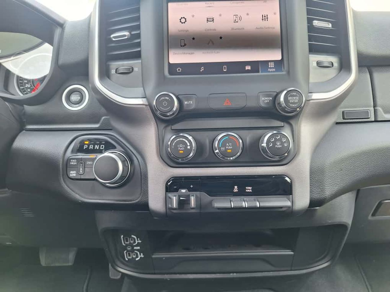 رام 2500 2024 RAM 2500 BIG HORN 6.4L V8 HEMI