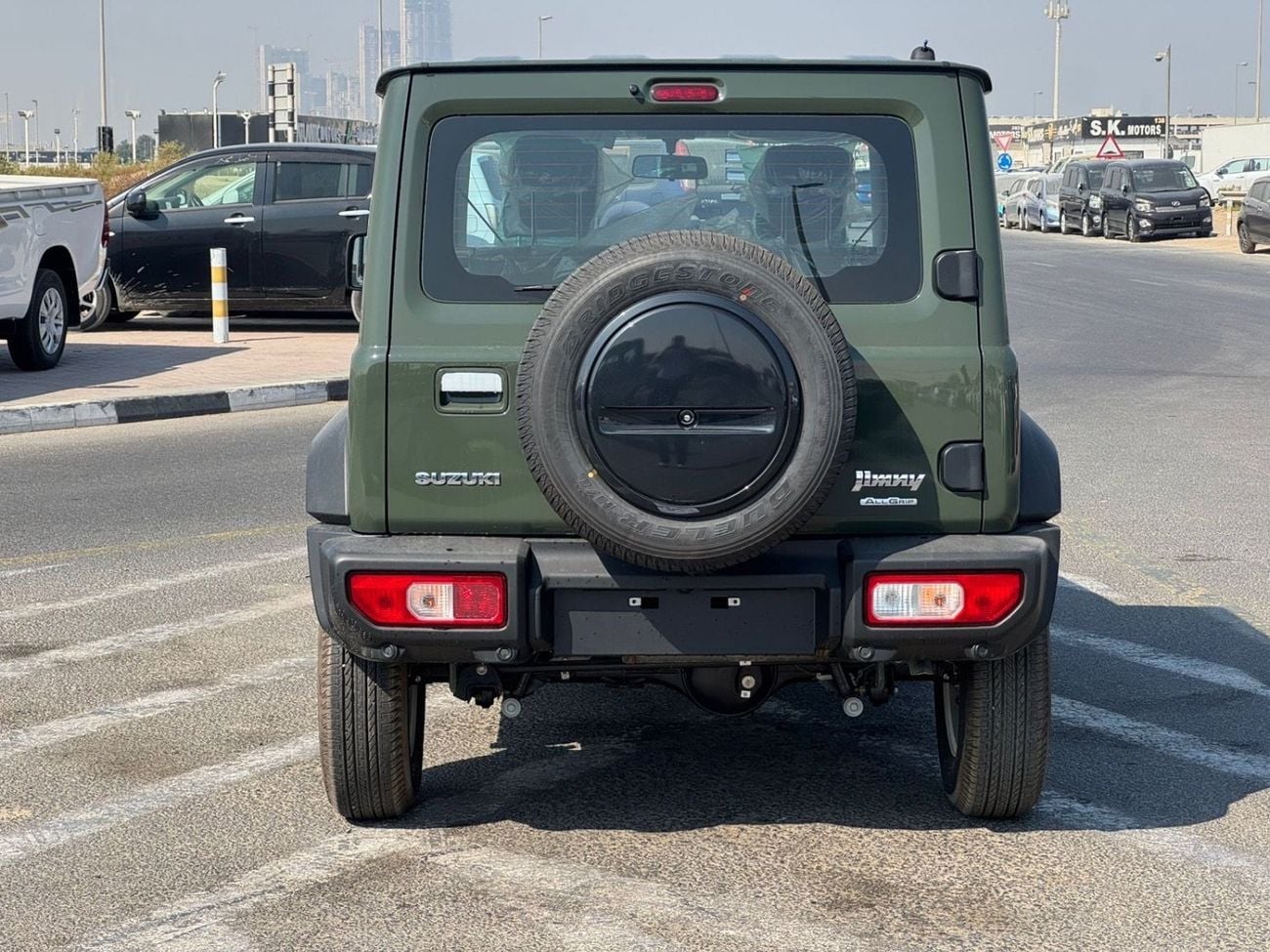 سوزوكي جيمني GLx 4 Door GCC brand New only Export