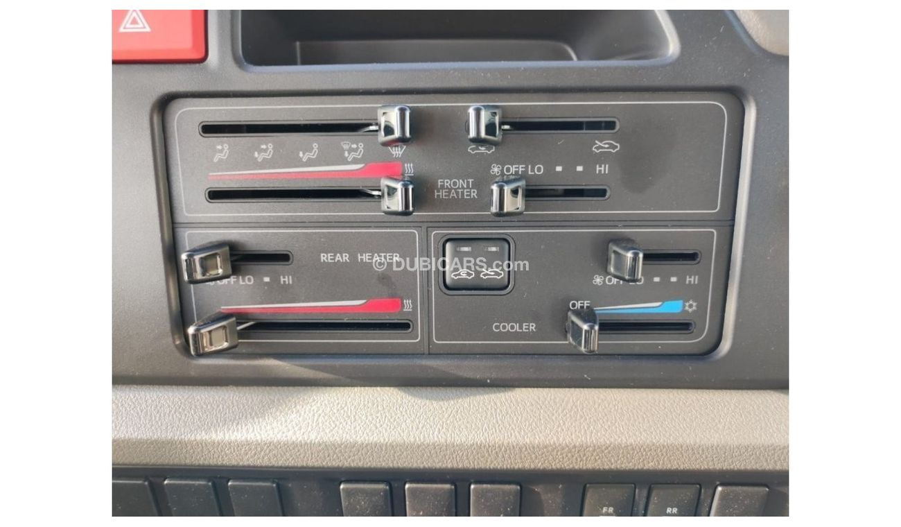 Toyota Coaster 2023 Toyota Coaster 4.2L Diesel 23 seats Basic option Only for local