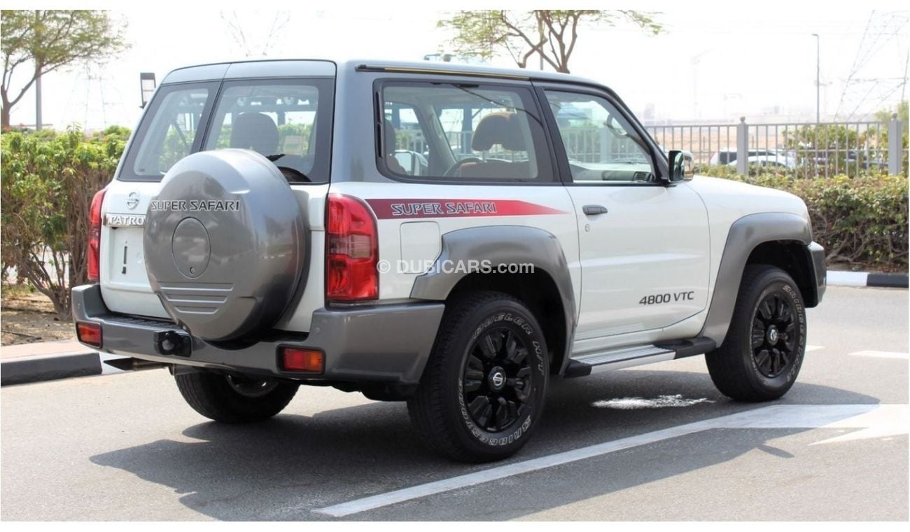 Nissan Patrol Super Safari NISSAN PATROL SUPER SAFARI M/T 2020 GCC SINGLE OWNER IN MINT CONDITION