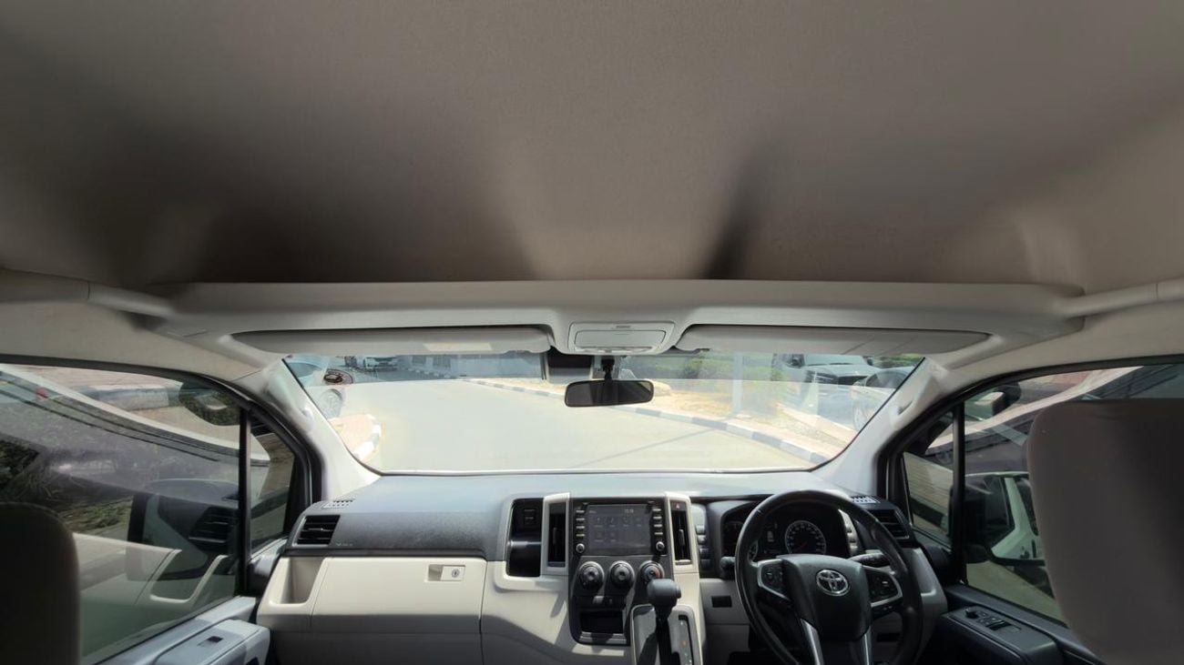 تويوتا هاياس 