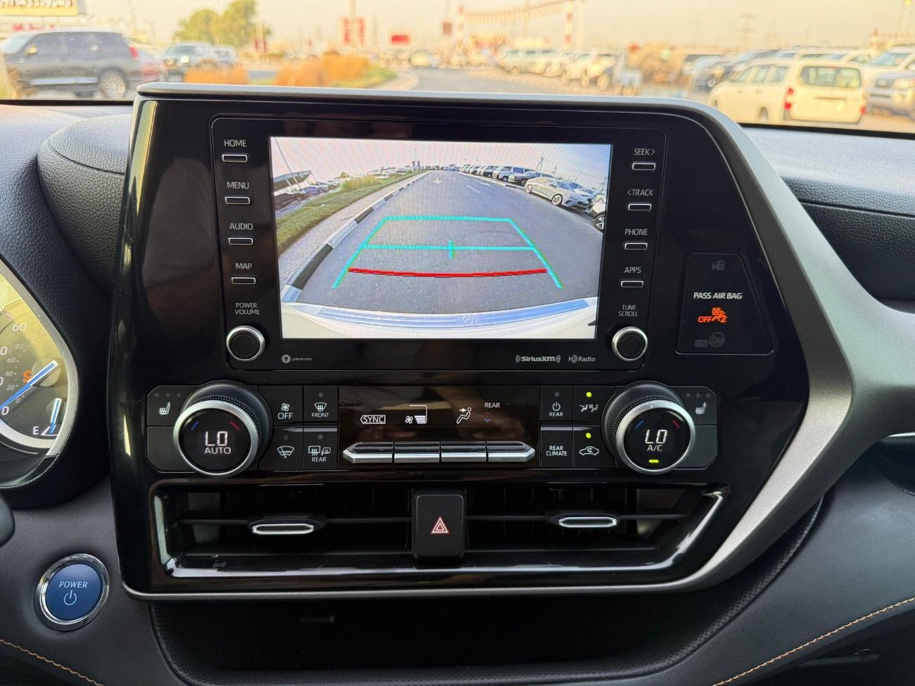 تويوتا هايلاندر GLE BRONZE ED HEV 2.5L