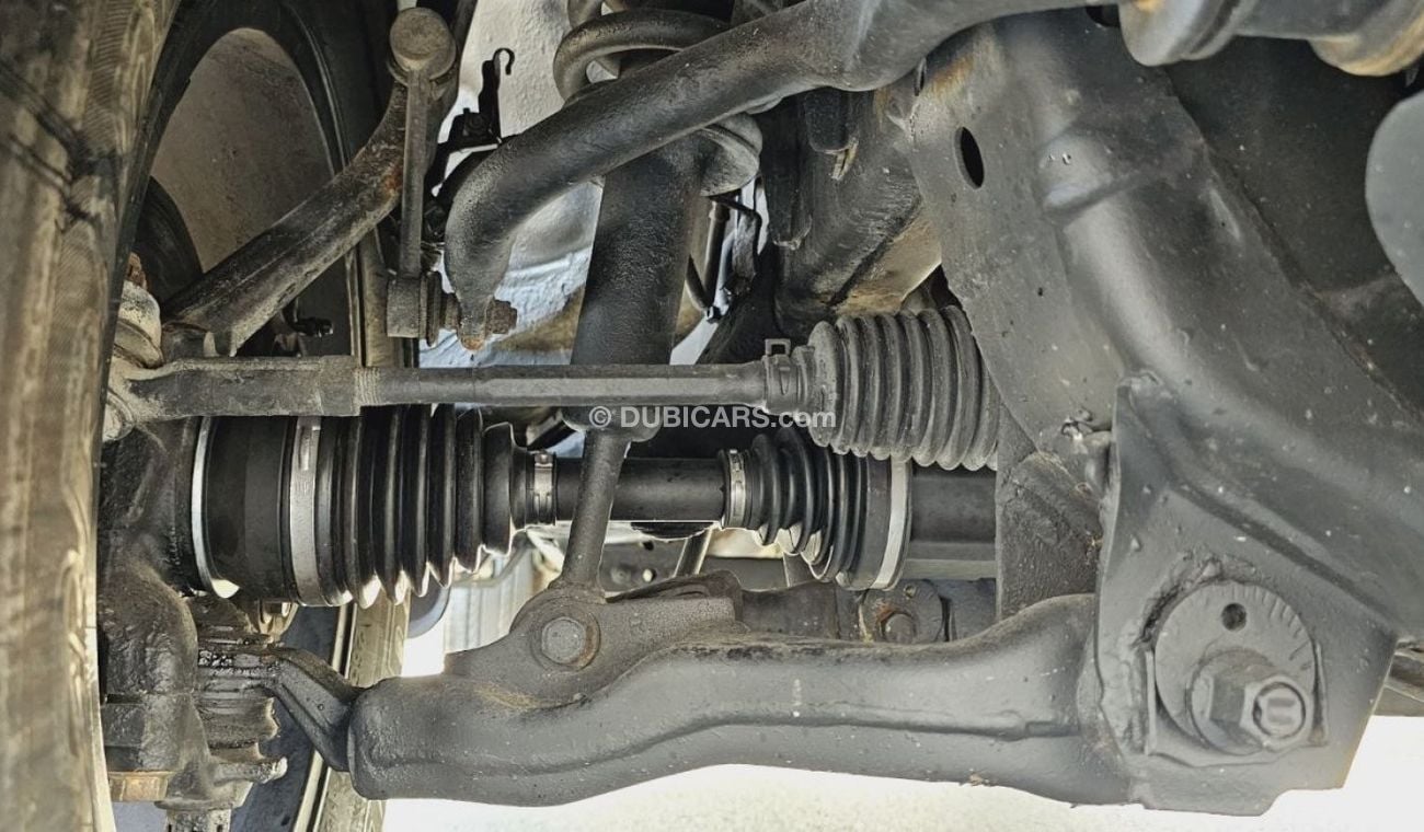 Toyota Hilux MANUAL TRANSMISSION | 2.5L DIESEL ENGINE | LEFT-HAND-DRIVE