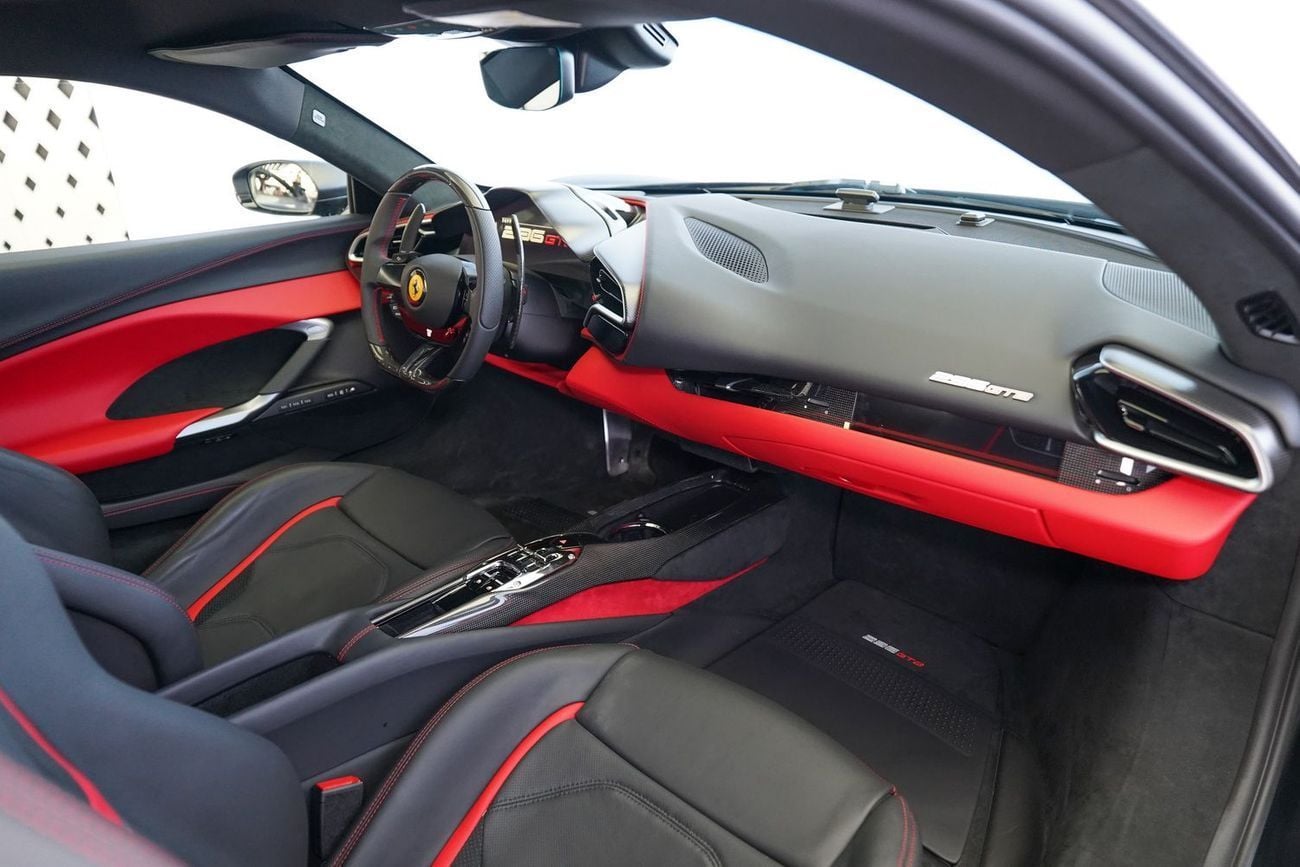 فيراري 296 GTB GTB 3.0T V6 PHEV