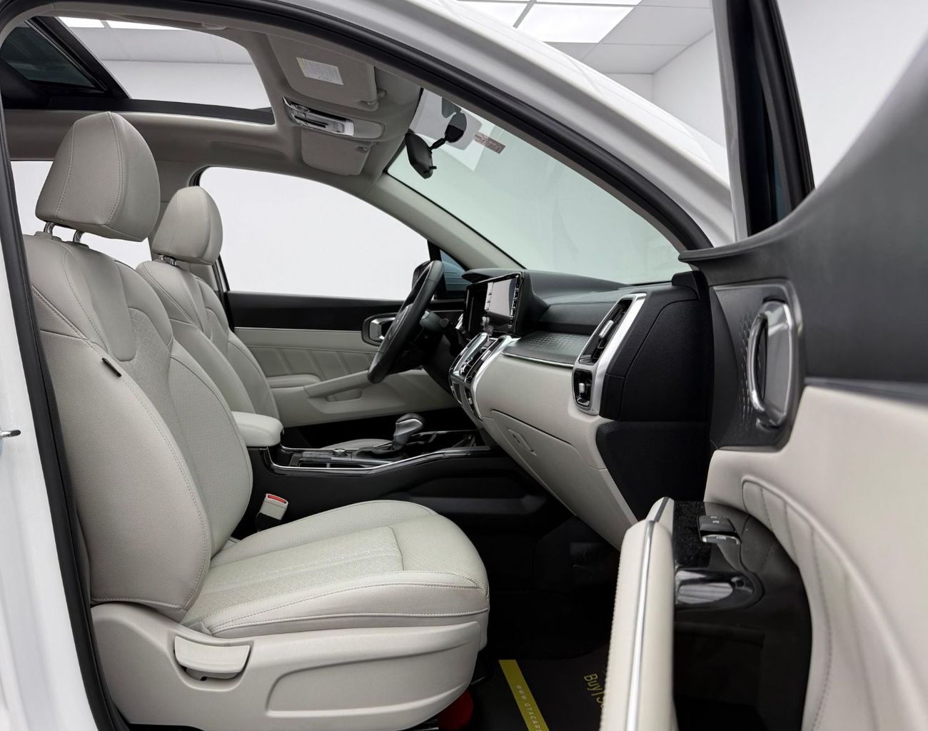 كيا سورينتو 2022 Kia Sorento DLX, 2027 Kia Warranty, Full Kia Service History, 7 Seater, GCC