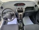 Toyota Yaris BASE