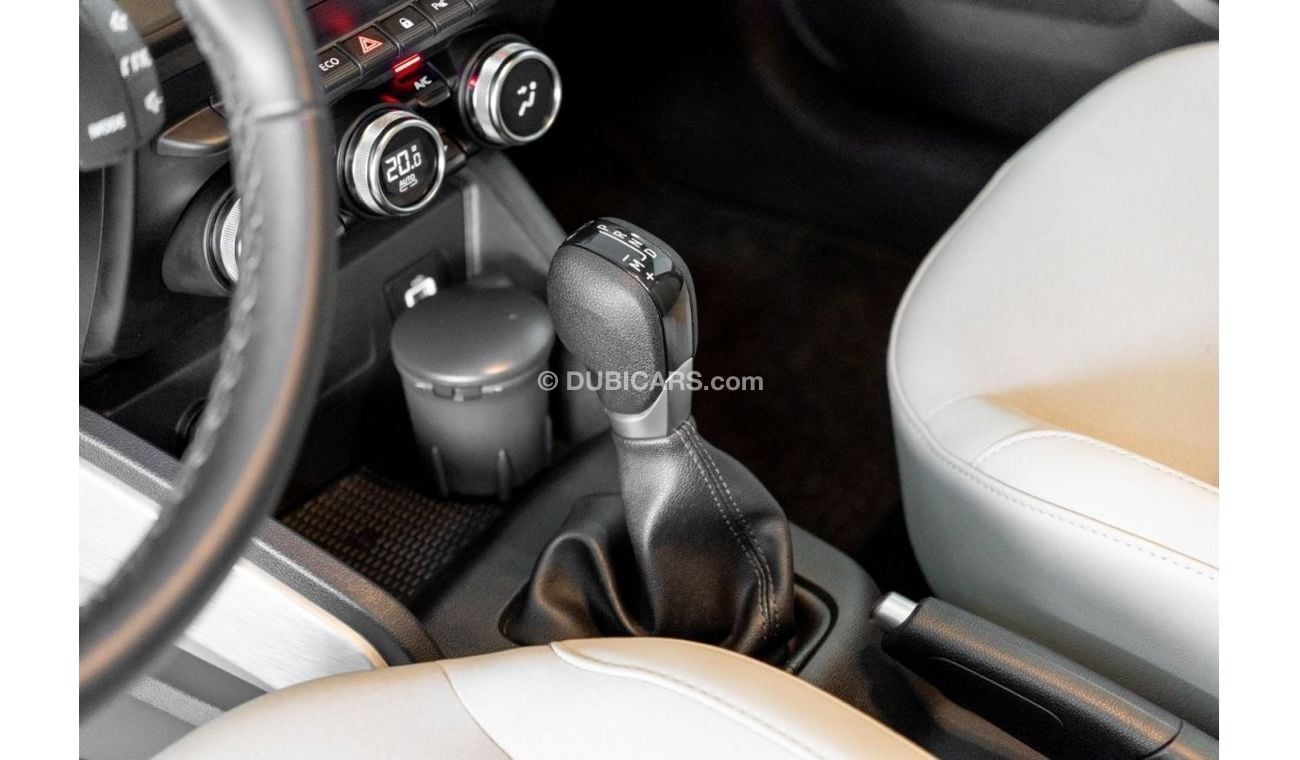 Renault Duster 2023 Renault Duster LE / Full Renault Service History and 5 Year Warranty Package