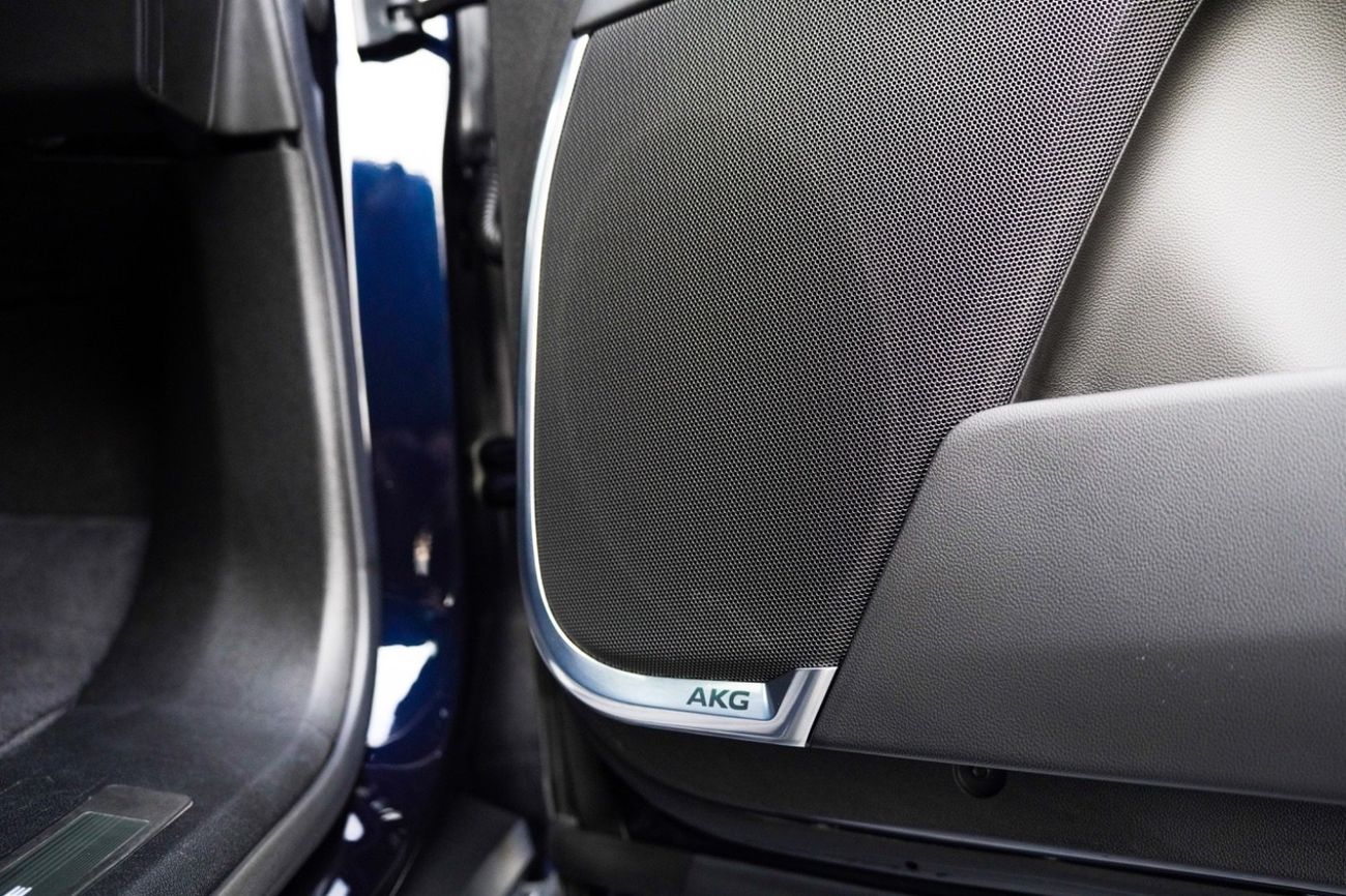 كاديلاك إسكالاد Premium Luxury Platinum 6.2L AWD