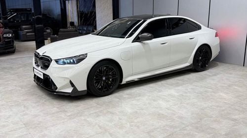 BMW M5 Competition G90 - GCC Specs with dealer warranty and service