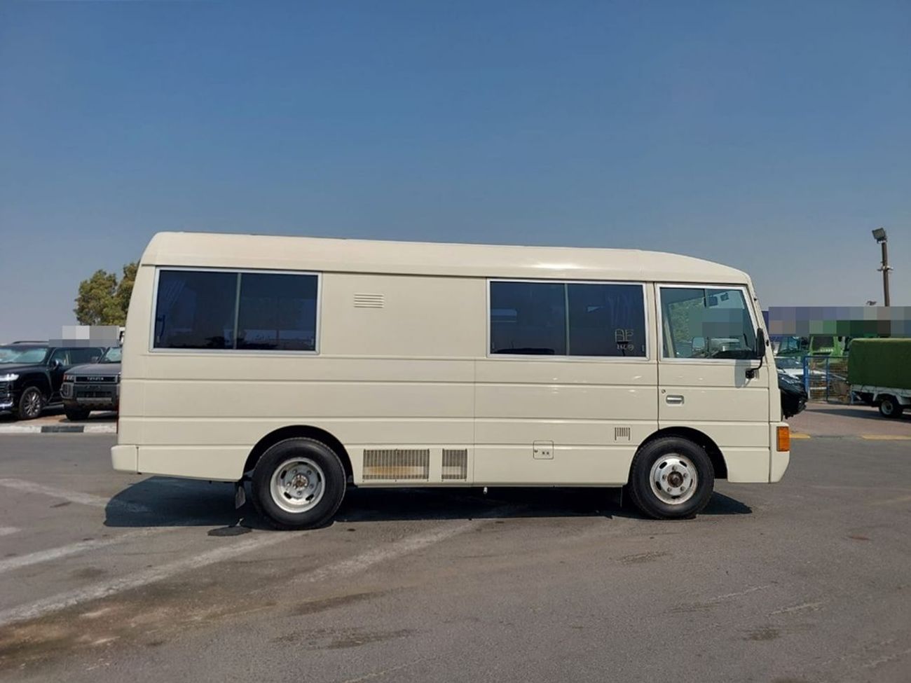 نيسان سيفيليان NISSAN CIVILIAN BUS RHD 1996 MODEL 4.1 L DIESEL MANUAL(PM00562)