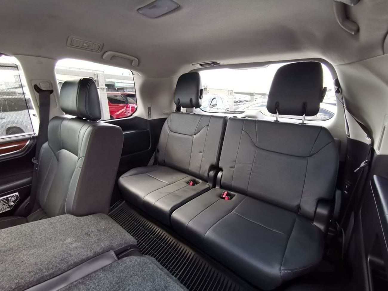 لكزس LX 570 Platinum 5.7L Lexus LX570 - 2020 - Black