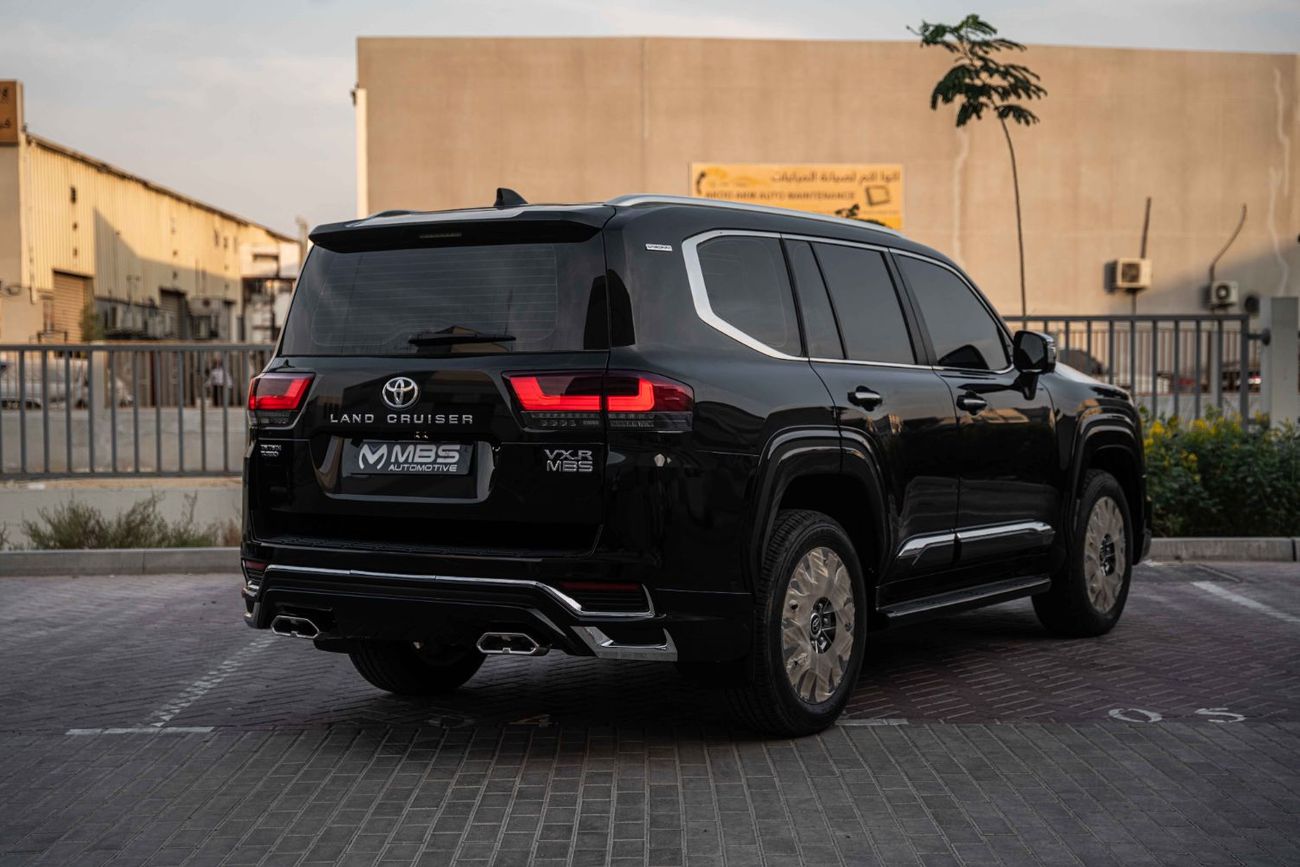 Toyota Land Cruiser 3.3L DIESEL VXR FULL OPTION WITH VIP MBS AUTOBIOGRAPHY 4 SEATER + MASSAGE FUNCTION AND ROOF STAR LIG