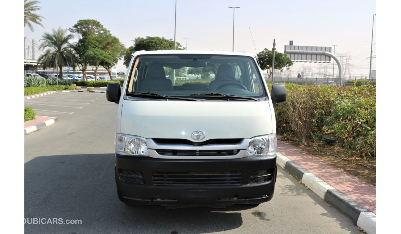 Toyota Hiace TOYOTA HIAC 2010 GULF SPACE 15 PASSENGER