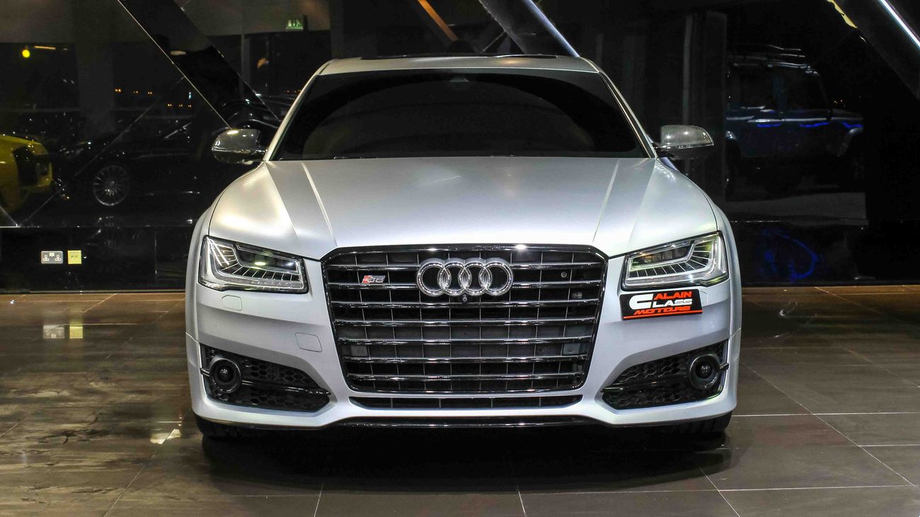 Audi S8