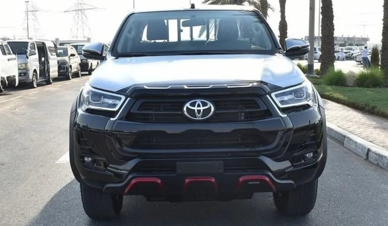 Toyota Hilux SGLX Toyota Hilux SR5 4.0 2025