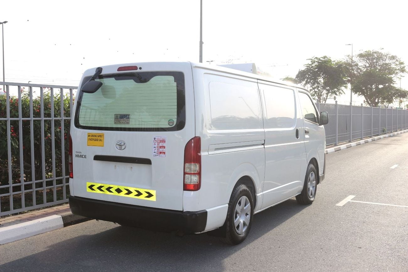 تويوتا هاياس GL -Standard Roof  Panal Van 2.7L