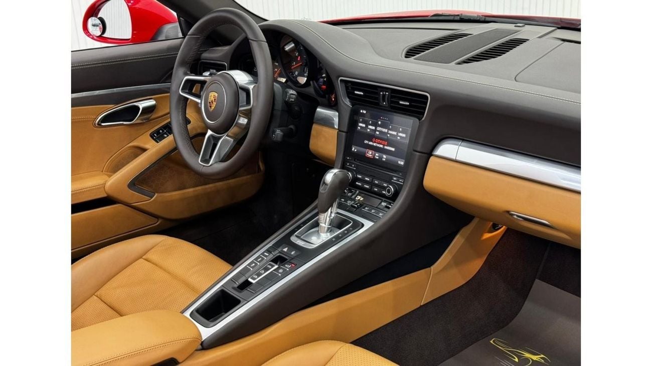 Porsche 911 2017 Porsche 911 Carrera 4 Cabriolet, 1 Year Warranty, Service History, GCC