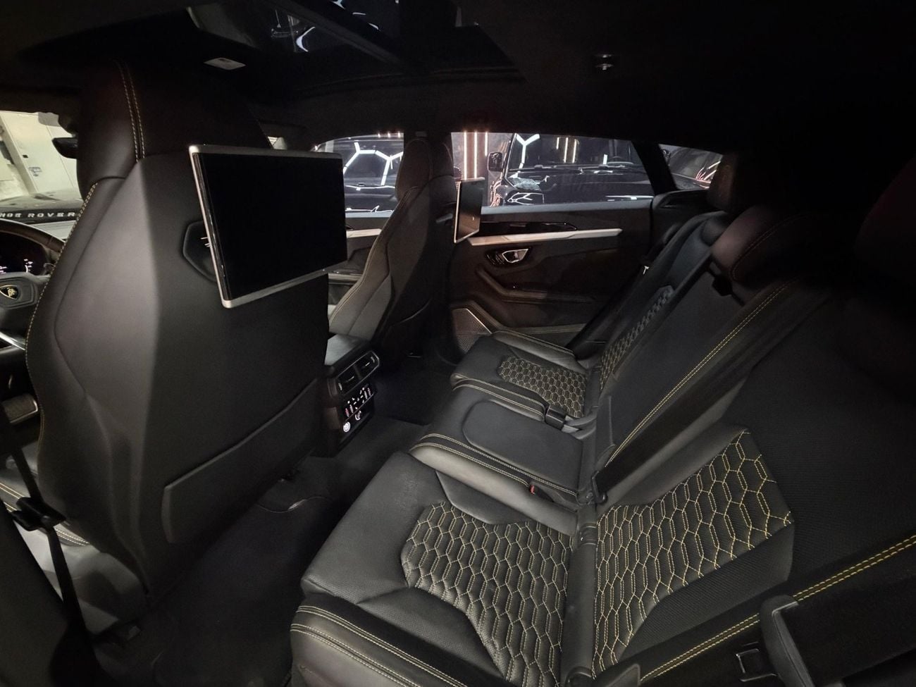 Lamborghini Urus STD 4.0T V8