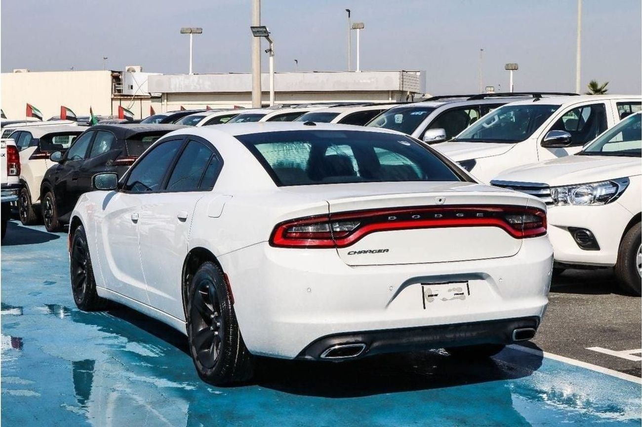 دودج تشارجر SE Mid 3.6L 2020 Dodge Charger 3.6L