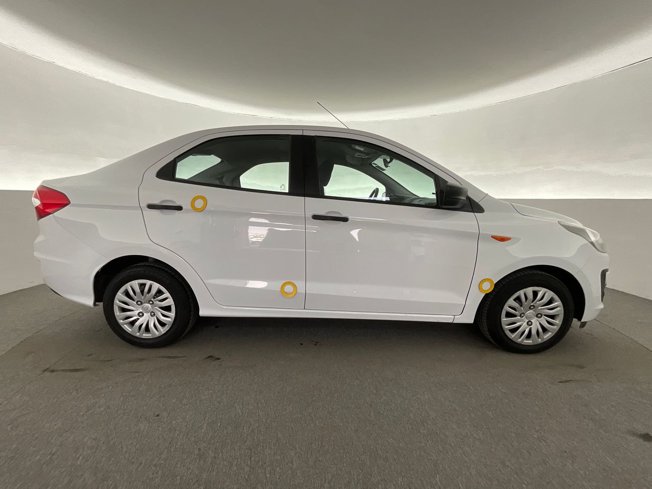 فورد فيجو Ambiente | شامل الضمان | 0 ﺪﻔﻋﺓ ﺃﻮﻟﻯ