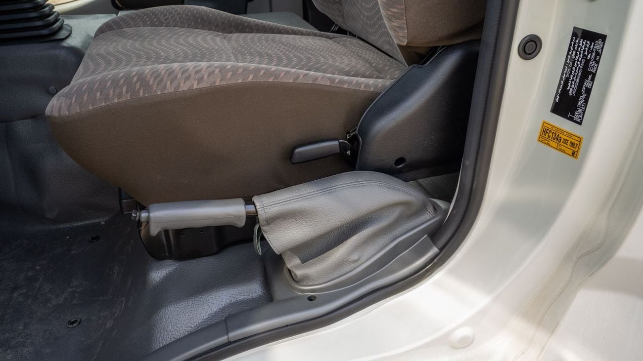 Toyota Coaster Toyota Coaster 2.7 MT 23STR Petrol -2025YM