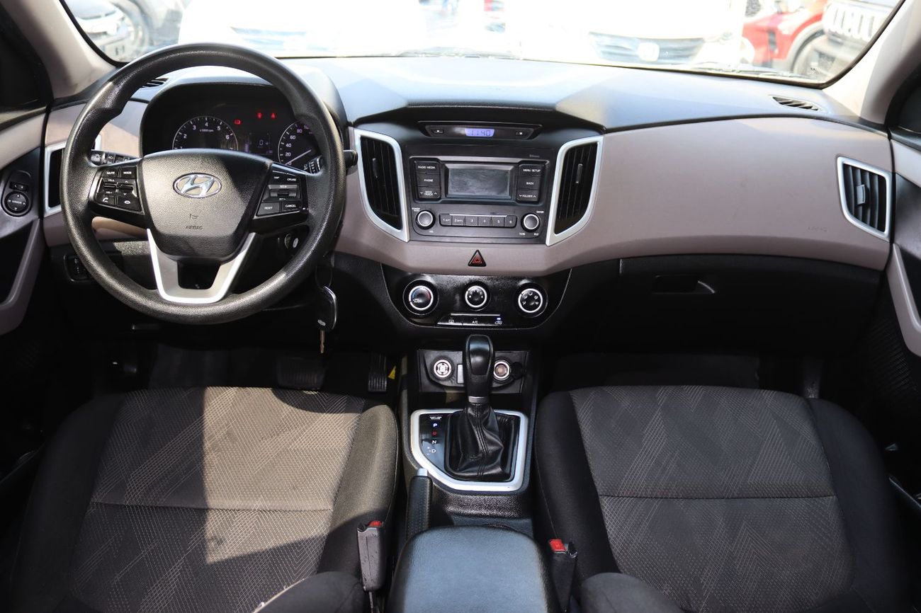 هيونداي كريتا هيونداى كريتا -2020 - خليجى بدون حوادث - محرك 1.6L - ممشى 88000 بحاله ممتازه