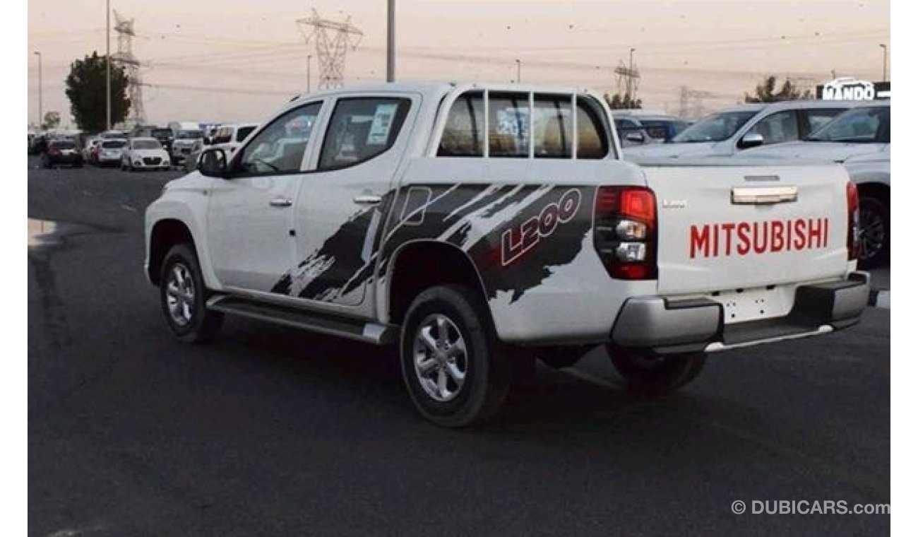 ميتسوبيشي L200 2.4L / DIESEL / 4WD / DOUBLE CABIN / MANUEL GEAR / READY TO EXPORT