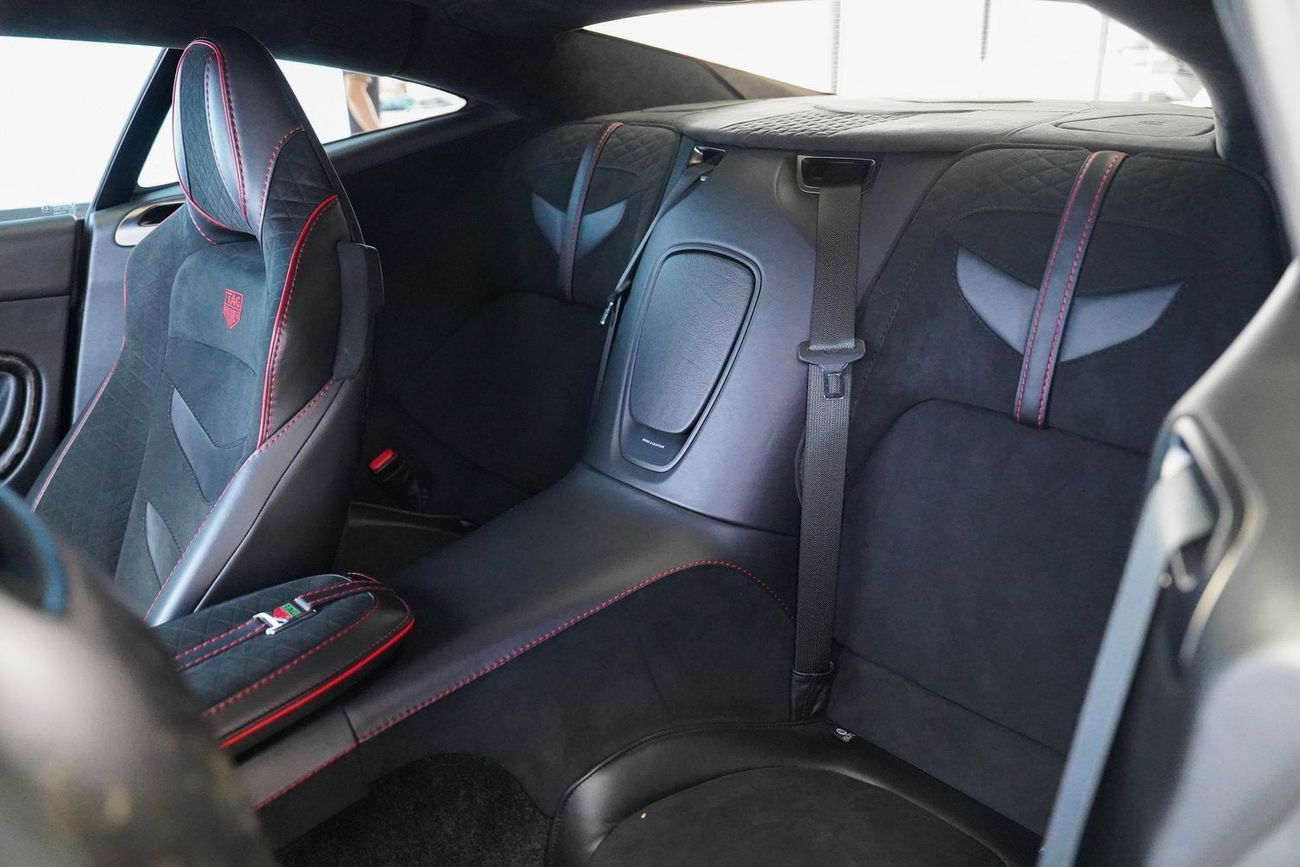 Aston Martin DBS Superleggera 5.2L | TAG HEUER EDITION