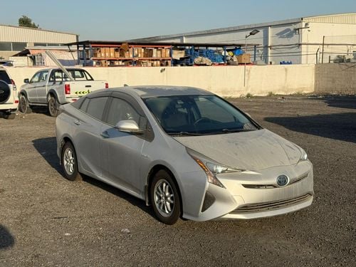 تويوتا برياس بلس TOYOTA PIRUS LIMITED - CLEAN UAE PASS