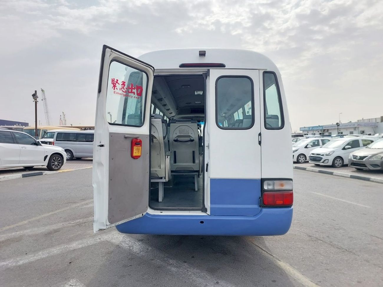 تويوتا كوستر (RAMADAN OFFER) TOYOTA COASTER BUS LHD 2013 MODEL 4.0 L DIESEL MANUAL(PM02167)