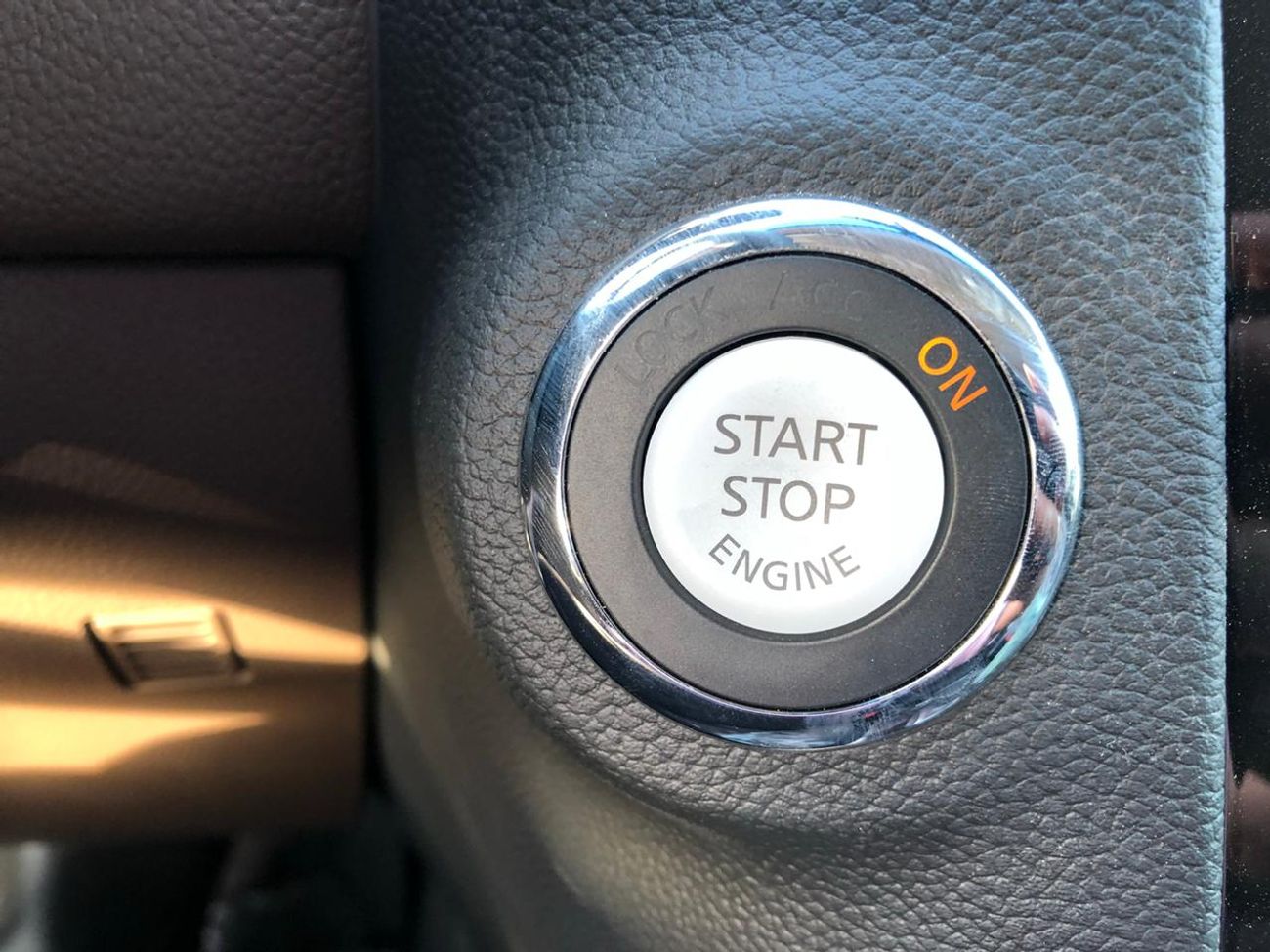 Infiniti QX70 3.7L ENGINE,V6, FULL OPTION, FOR BOTH LOCAL AND EXPORT (CODE # IQX2019)